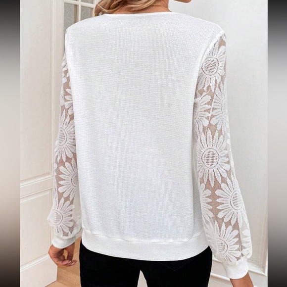 Elegant Sheer Mesh Lace Lantern Sleeve Guipure Lace Insert Top - Picture 2 of 6